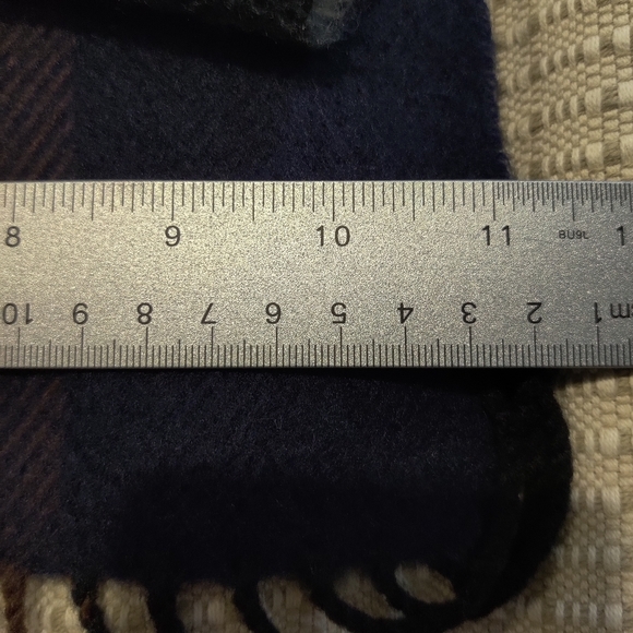 Tommy Hilfiger Winter Scarf - Picture 4 of 12